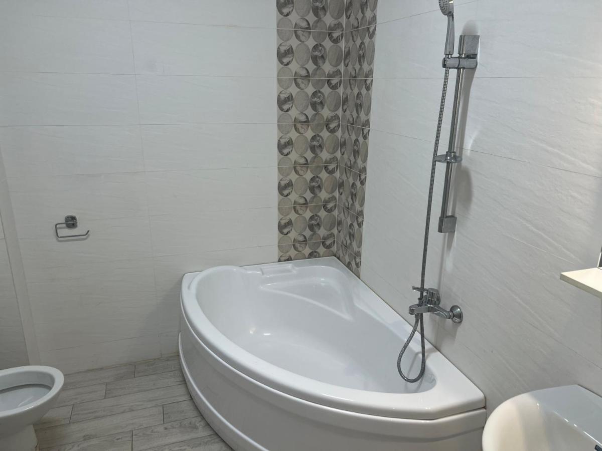 Apartament Militari Residence Roşu Buitenkant foto