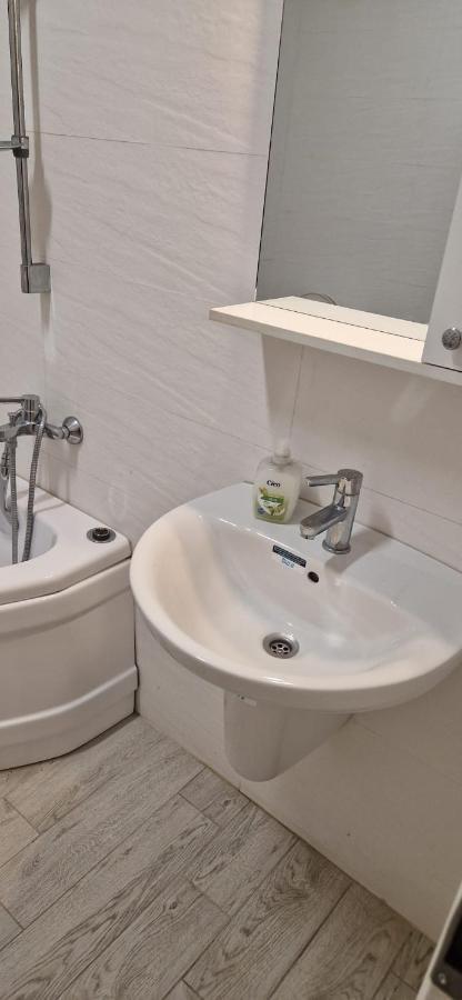 Apartament Militari Residence Roşu Buitenkant foto